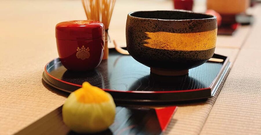 Osaka: Private Tea Ceremony Experience - A Quiet Hour In The Middle Of Namba