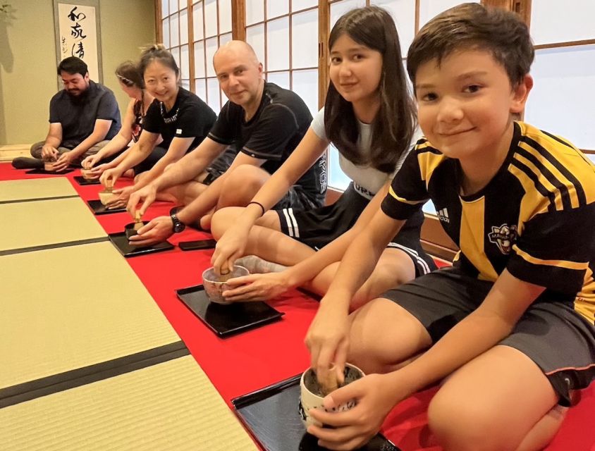Osaka: Tea Ceremony Experience - Watching the tea ceremony demonstration