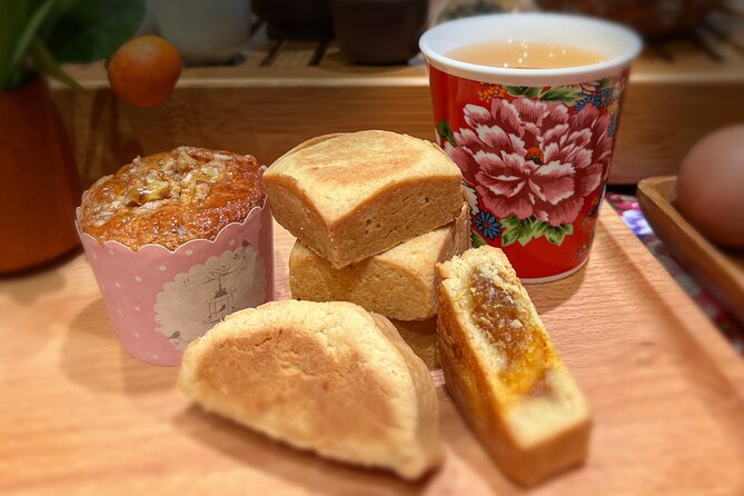 Pineapple Pastry with Egg Yolk, Longan Cake, High Mountain Oolong Tea. Taiwan Traditional Dessert Experience-D (Taipei Cooking Class) - What the two-and-a-half-hour schedule means