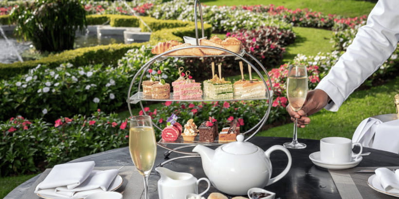 Royal Afternoon Tea at the Grand Nuwara Eliya + Bubbly! - Arriving at the Grand Hotel in Nuwara Eliya