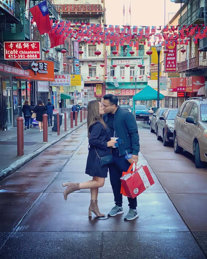 San Francisco: Chinatown Dim Sum and Tea Tour - Duck, Savory Rolls, and a Weather-Based Meal Stop