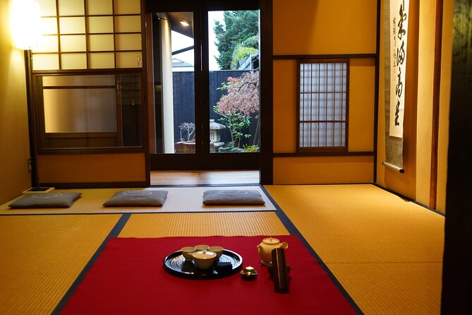 Sencha-do the Japanese Tea Ceremony Workshop in Kyoto - Your turn at the utensils