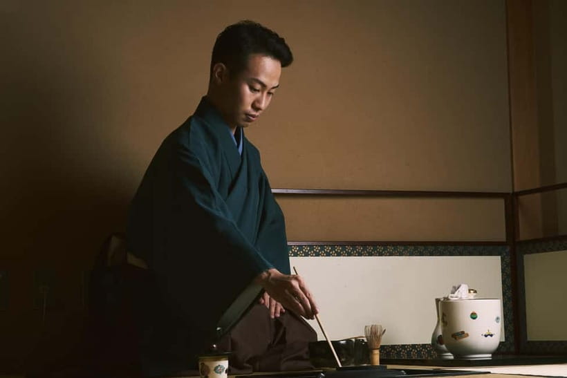 Sheraton Miyako Hotel Osaka: Tea Ceremony with Kimono Rental - Learning the rules before tasting the matcha