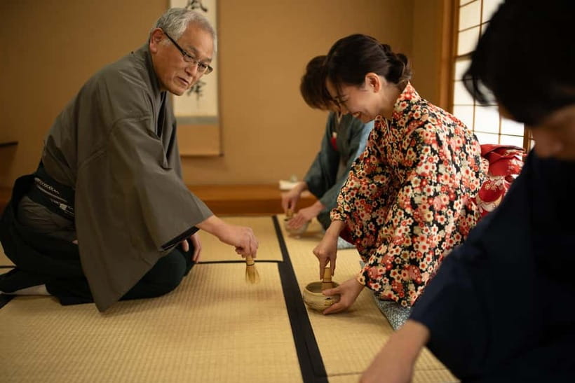 Sheraton Miyako Hotel Osaka: Tea Ceremony with Kimono Rental - Tatami, cushions, and the comfort question