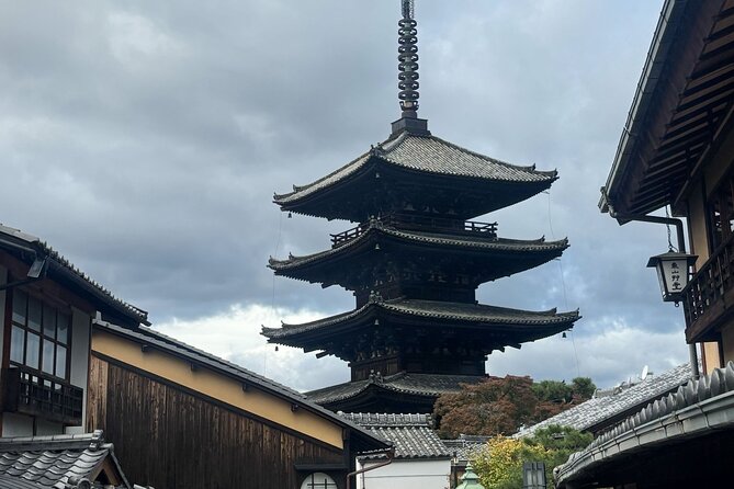 Silent Beauty of Kyoto Zen Walk and Tea Experience - Why this Higashiyama walk works so well