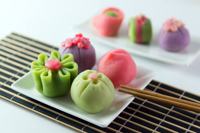 Sweets Making and Kimono Tea Ceremony at Tokyo Maikoya - The tea ceremony in a traditional tearoom