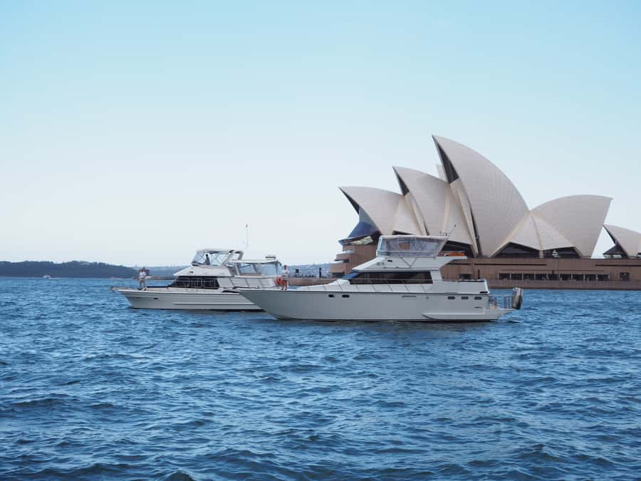 Sydney Harbour: 2-Hour Morning Yacht Cruise with Morning Tea - Starting at Circular Quay beside the Museum of Contemporary Art