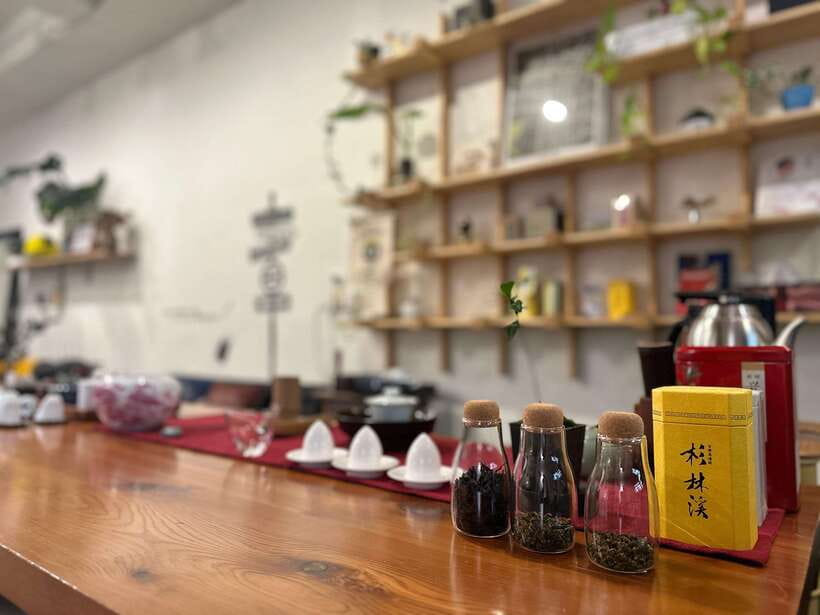 Tainan Culture Trip: Chinese Tea Ceremony_Oolong Tea - Why the conversation matters as much as the tea