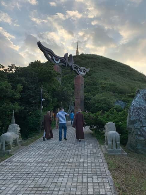 Taipei Private Spiritual Tour with Afternoon Tea & Cycling - Ling Jiou Mountain Monastery slows the pace