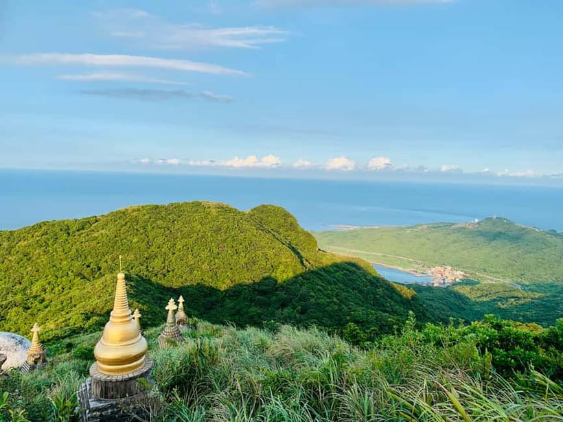 Taipei Private Spiritual Tour with Afternoon Tea & Cycling - Transport, guiding, and the private format