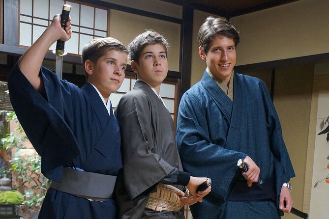 Tea ceremony and kimono experience at Kyoto, Tondaya - Choosing and Wearing the Silk Kimono