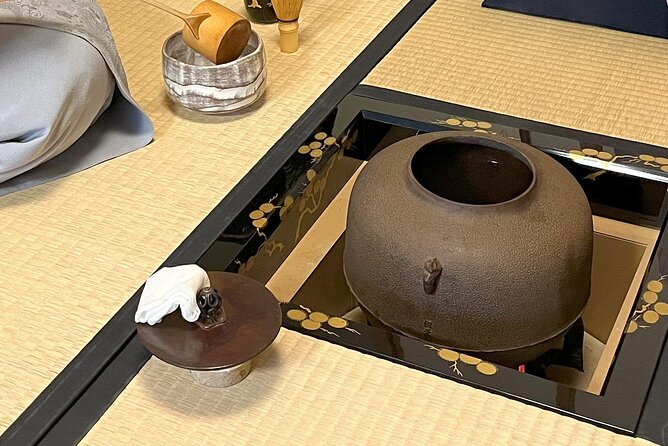 Tea ceremony experience in Osaka with a small group - Why This Osaka Tea Ceremony Feels Personal