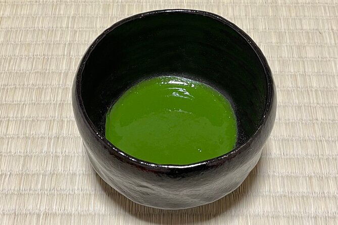 Tea Ceremony Workshop in Tokyo by the Experienced Instrucor - Watching Koicha, the Formal Matcha