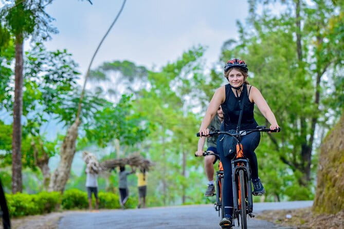 Tea Loops E-Biking - Why an e-bike makes sense in Sri Lanka’s tea country
