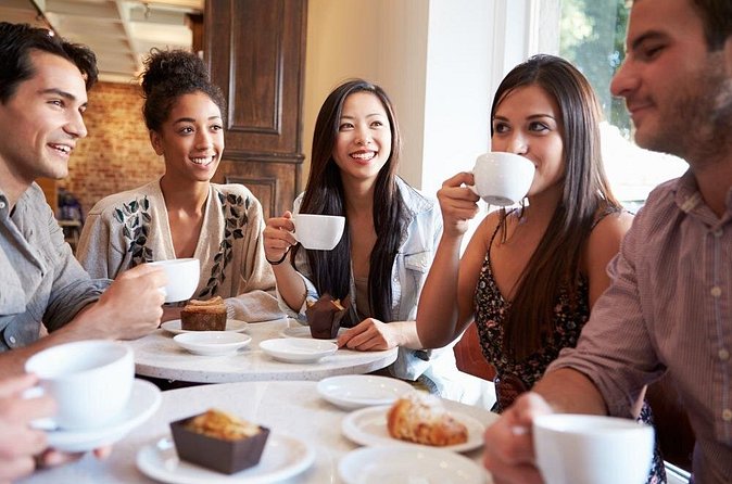 The Bermuda Tea and Tales Experience - Small groups change the whole mood