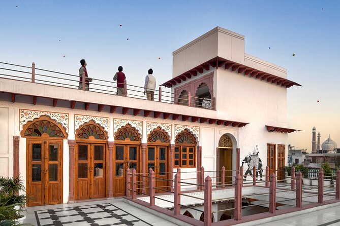The Old Delhi Sundowner - Kite Flying and High Tea - Key points at a glance