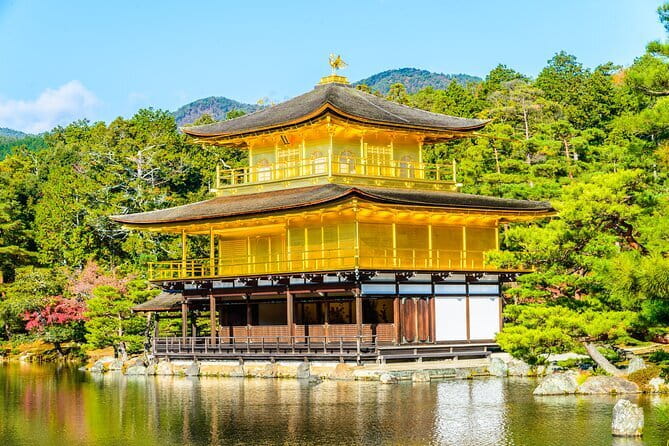 The Way of Tea: Kyoto Crafts, Hidden Temples & Wabi-Sabi Walk - A quiet temple and garden between city stops