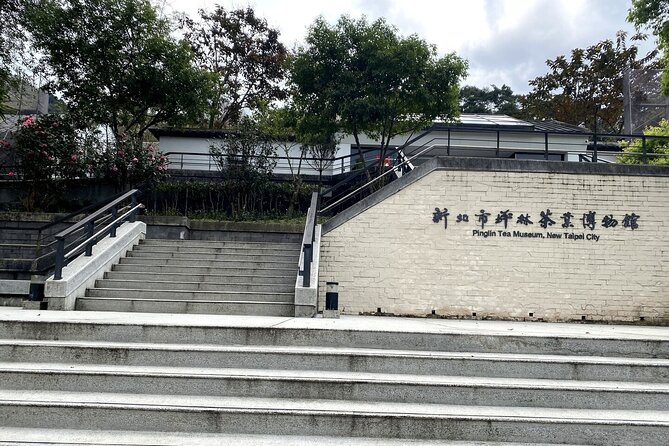 Thousand Island Lake and Pinglin Tea Plantation from Taipei - What the Ride and Guiding Are Like