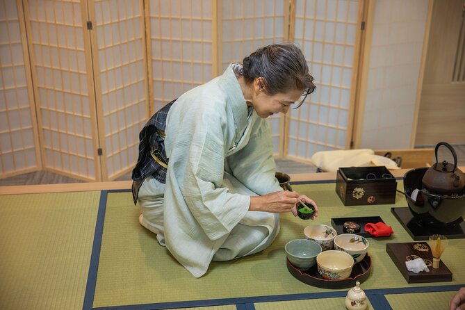 Tokyo: Casual Japanese Tea Ceremony Experience - Whisking Your Own Matcha