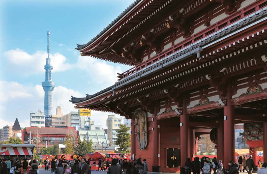Tokyo: Full-Day Tour w/Tea Experience,Buffet Lunch & Cruise - A casual matcha experience at Kaminari-Issa