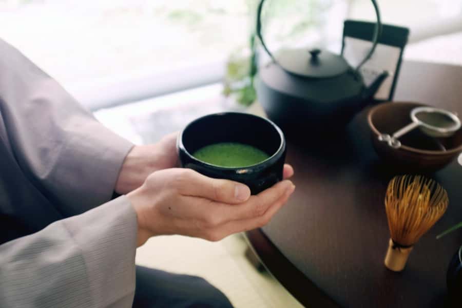 Tokyo: Matcha and Kimono Experience - Choosing a kimono without the long formal dressing process