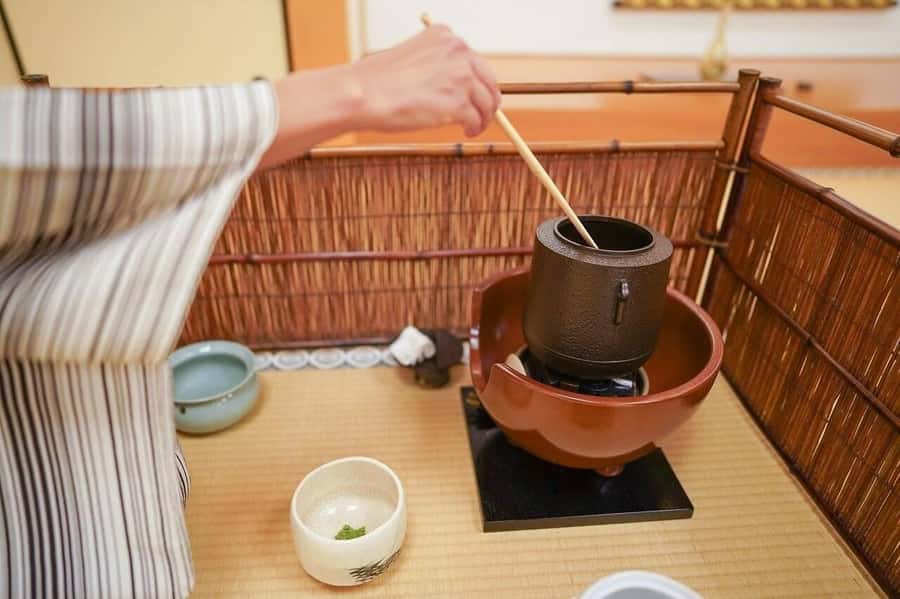 Tokyo: Private Japanese Traditional Tea Ceremony - Who will enjoy this most?