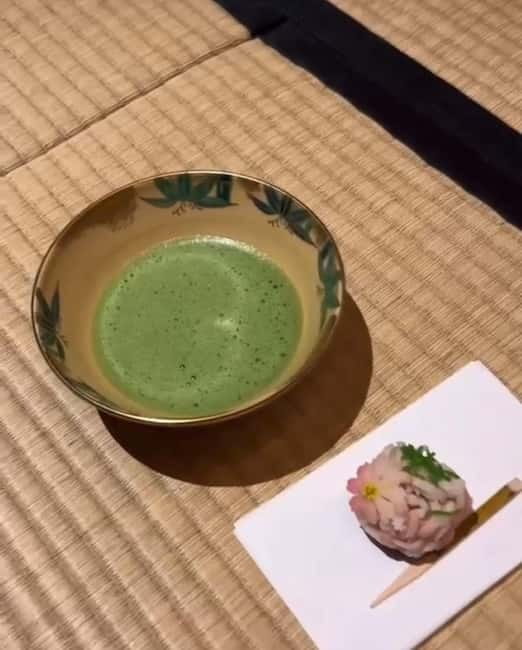 Tokyo: Private Tea Ceremony with Matcha and Sweet - Tasting wagashi with matcha