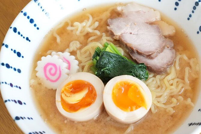 Tokyo Small-Group Ramen, Gyoza & Matcha Class with a Pro Chef - Building miso ramen from the broth up