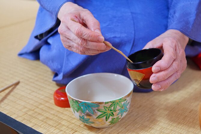 Tokyo Tea Ceremony Class at a Traditional Tea Room - The teachers and the tone of the class