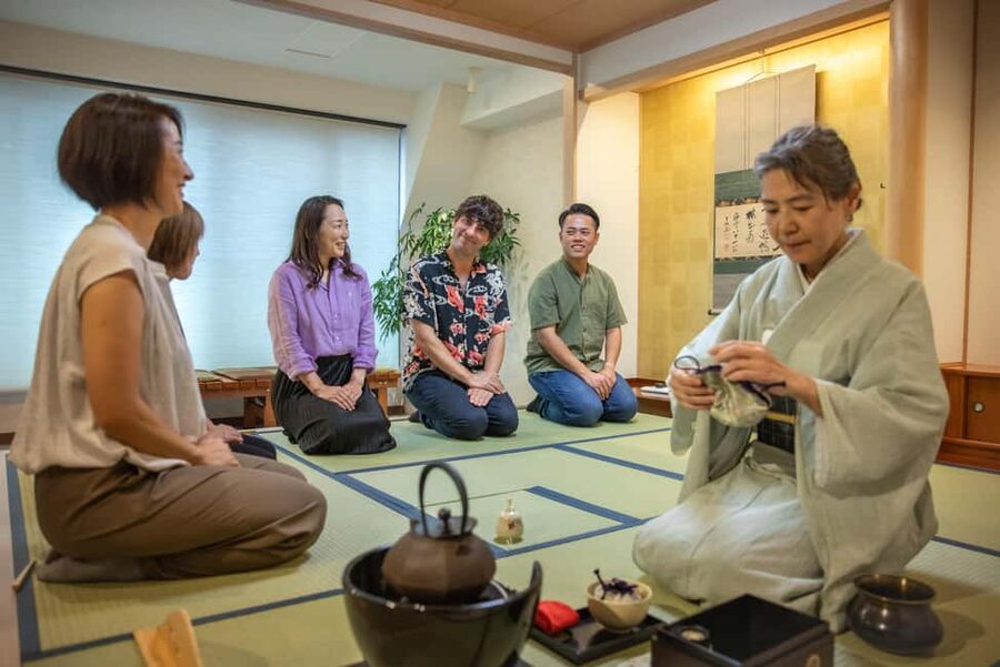 Tokyo: Tea Ceremony Experience in Asakusa - What happens during the one-hour session
