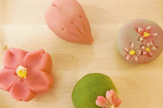 Tokyo: Tea Ceremony & Japanese Sweets Making - Watching the Otemae tea demonstration