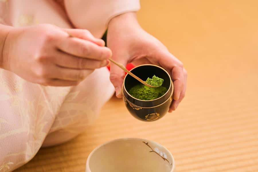 Tokyo: Tea Ceremony & Japanese Traditional Sweets - Watching the tea master perform otemae