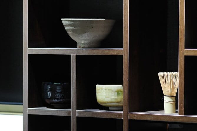 Tokyo Traditional Tea Ceremony with a Japanese Tea Master - Watching Gyokuro sencha take shape