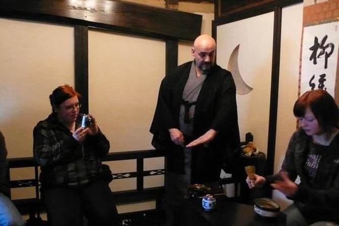 Traditional Tea Ceremony in Kyoto - The small room and group size matter