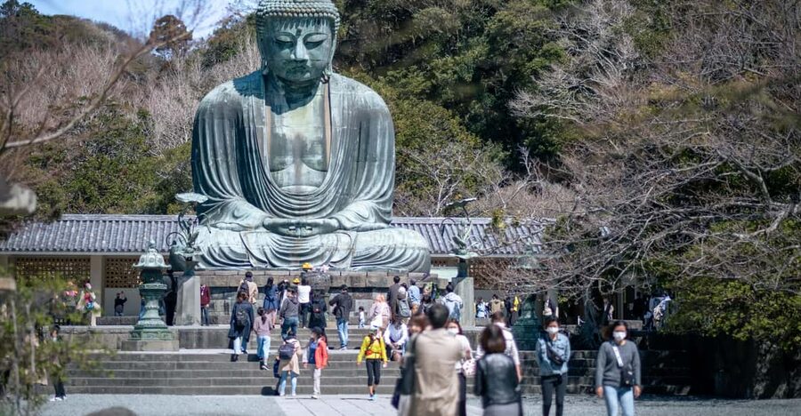 Trip to Kamakura & Enoshima: Shrines, Seaside, Temples &Tea - Entering the Great Buddha at Kōtoku-in