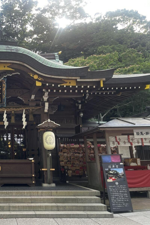 Trip to Kamakura & Enoshima: Shrines, Seaside, Temples &Tea - Enoshima’s coast, shrine, and observatory