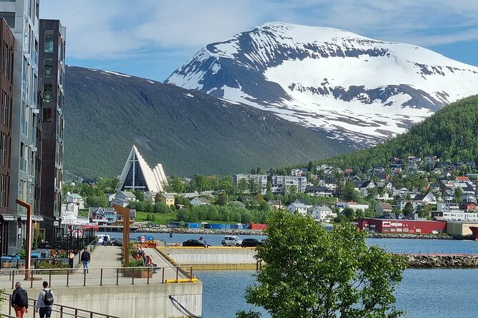 Tromsø Sweet Temptations with Afternoon Tea - Walking in Tromsø’s cold and icy seasons