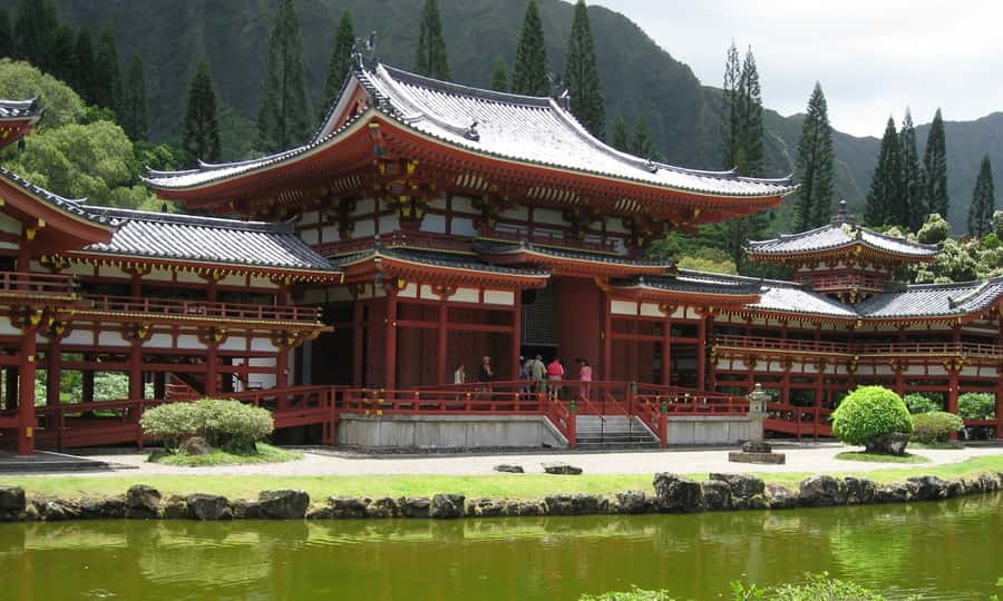 Uji: Green Tea Tour with Byodoin and Koshoji Temple Visits - The oldest operating tea house starts the story