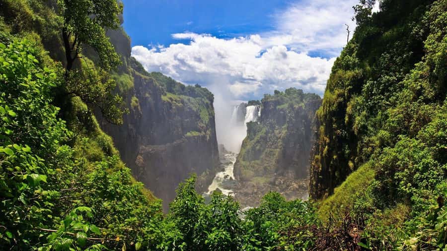 Victoria Falls: Cultural Tour with High Tea - Lookout Café puts the Zambezi far below you