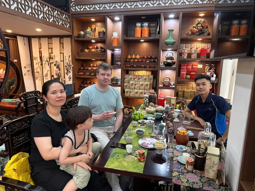 Vietnam Tea Tasting - Giang Egg Coffee & Train Street Visit - What this three-hour Hanoi experience is really about