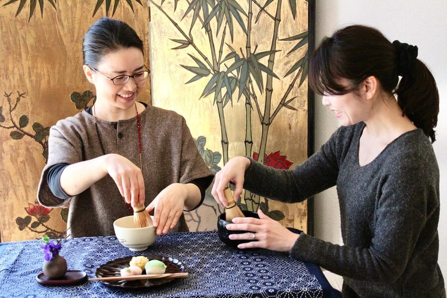 Visit local home for music and tea ceremony near Disney - Booking, cancellation, and practical details