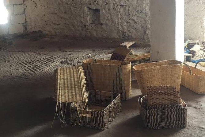 Visit the Oasis & Tea at the basket maker. - The viewpoint and the olive oil connection