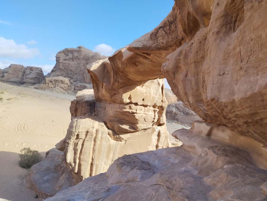 Wadi Rum: 2-Hour Jeep Tour with Bedouin Tea - Practical comfort and access